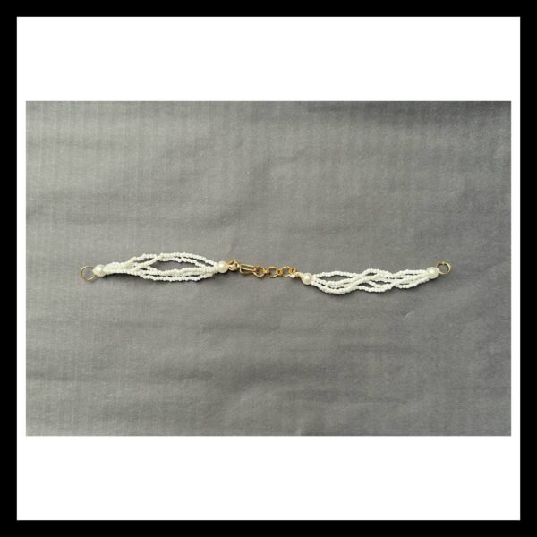 WHITE PEARL BRACELET CHAIN