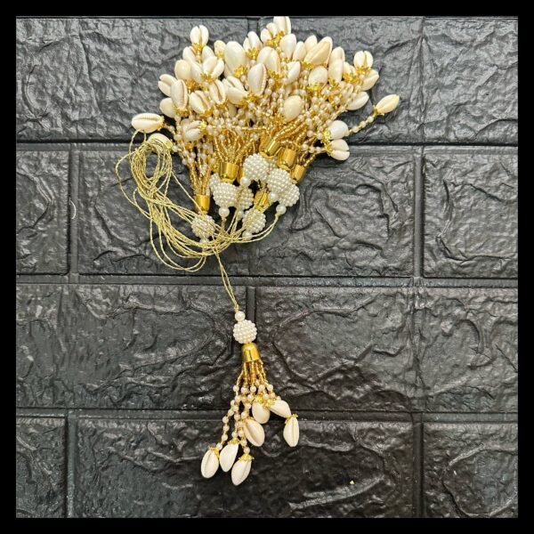 COWRIE SHELLS PEARL HANGINGS BIG (10 PC PACK)