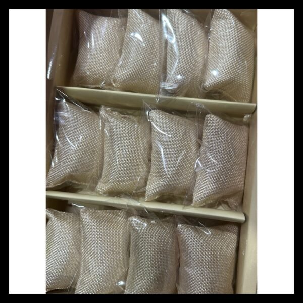 PILLOW FOR BRACELETS AND RAKHI PACKING